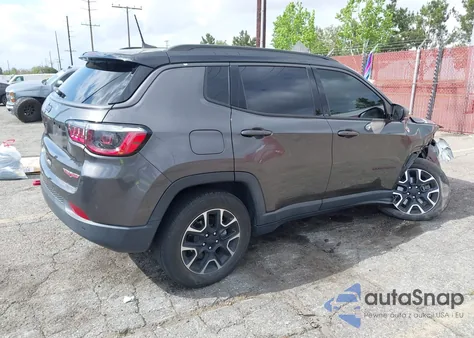 2021 Jeep Compass Trailhawk 4X4 from USA, damaged, VIN 3C4NJDDB6MT561074